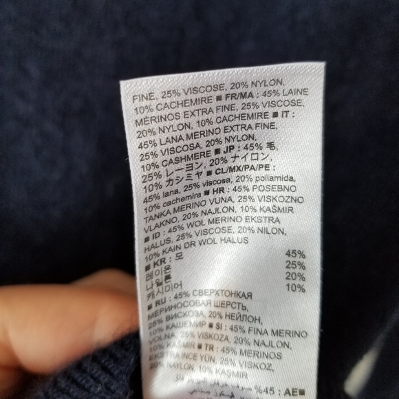 XS Banana Republic Sweater - Picture 8 of 12